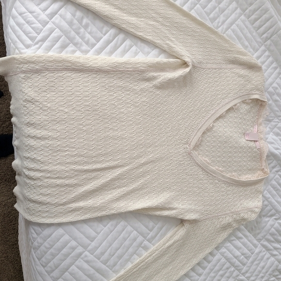 Vs top - Picture 1 of 3